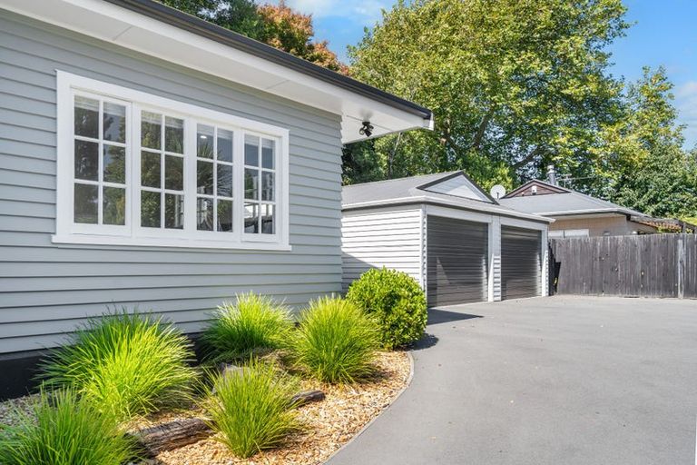 Photo of property in 4 Burnbrae Street, Saint Martins, Christchurch, 8022