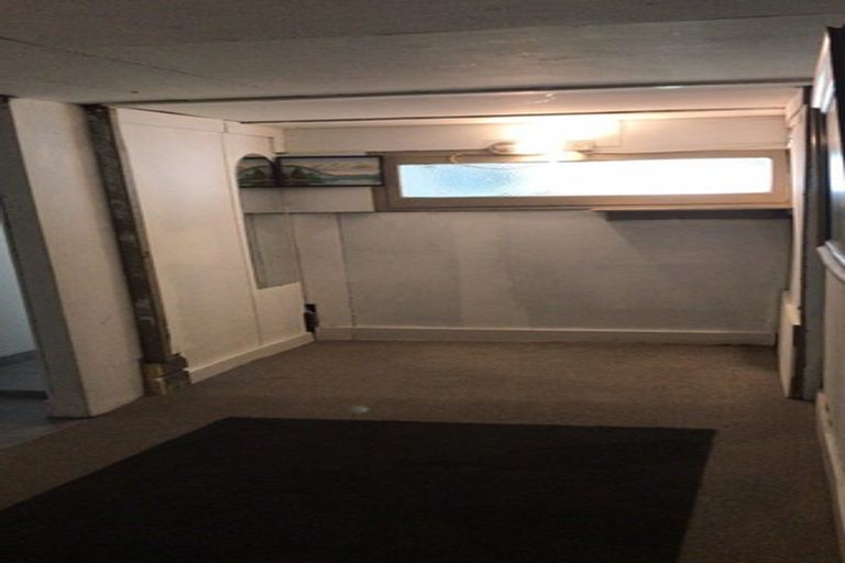 Photo of property in 6 Brighton Terrace, Murrays Bay, Auckland, 0630