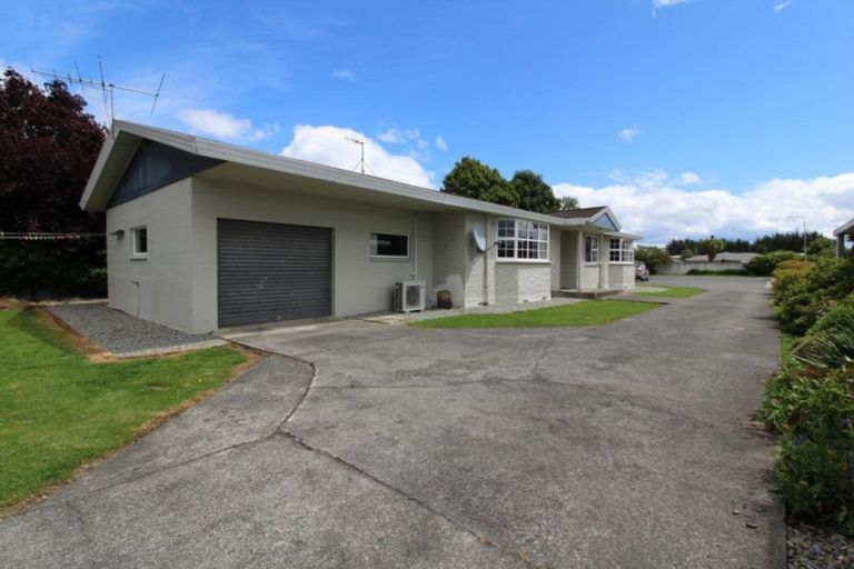 Photo of property in 7 Dunmore Place, Winton, 9720