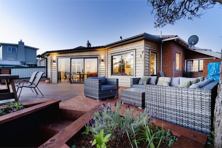 Photo of property in 33 Preston Crescent, Belleknowes, Dunedin, 9011