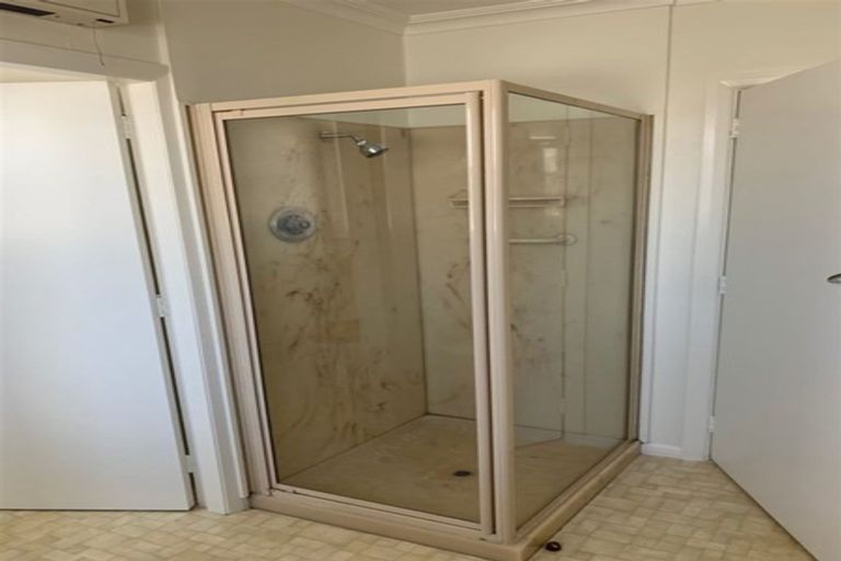 Photo of property in 9 Armstrong Avenue, Carterton, 5713