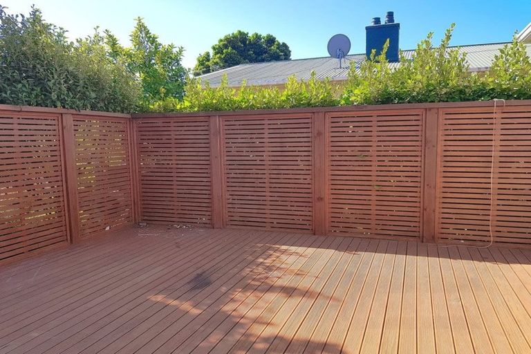 Photo of property in 23 Vincent Street, Waterloo, Lower Hutt, 5011