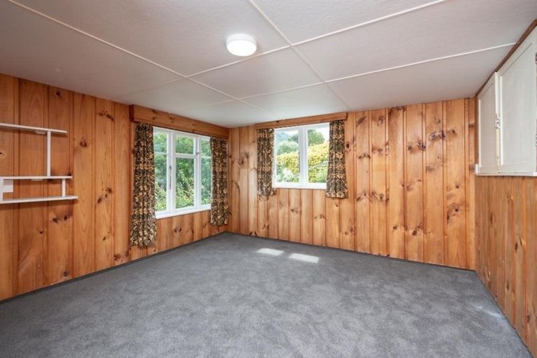 Photo of property in 71 Cockayne Road, Khandallah, Wellington, 6035