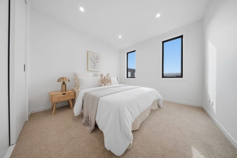 Photo of property in 2b Rangitoto Terrace, Milford, Auckland, 0620