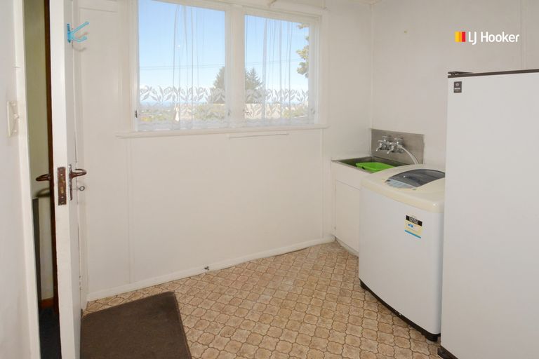 Photo of property in 14 Hanlon Street, Halfway Bush, Dunedin, 9010