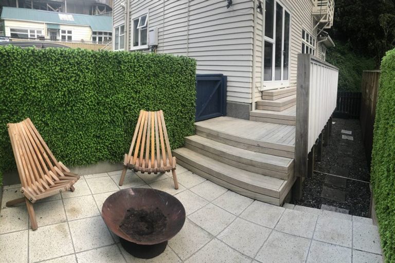 Photo of property in 12b Tyne Street, Island Bay, Wellington, 6023