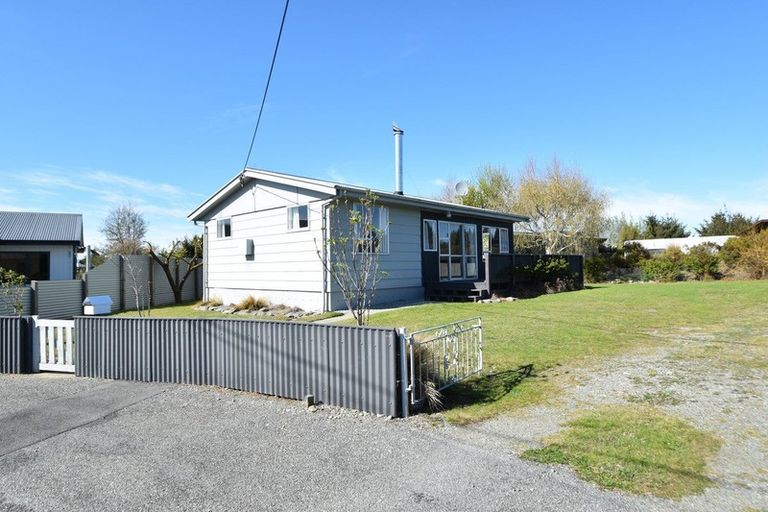 Photo of property in 23 Braemar Place, Twizel, 7901