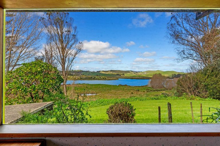 Photo of property in 364 Oneriri Road, Kaiwaka, 0573