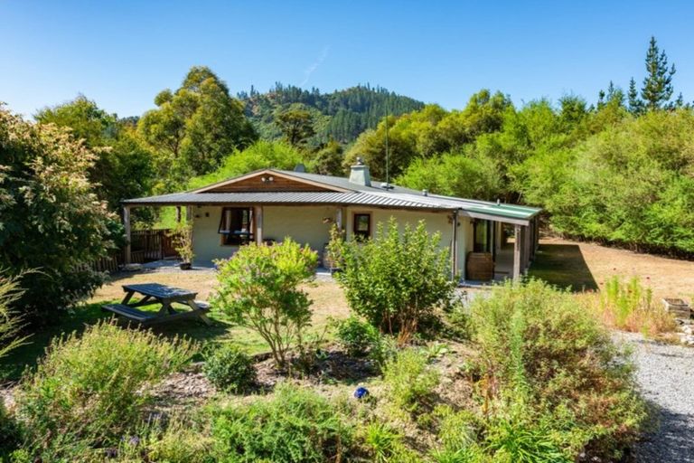 Photo of property in 311 Onamalutu Road, Onamalutu, Blenheim, 7275