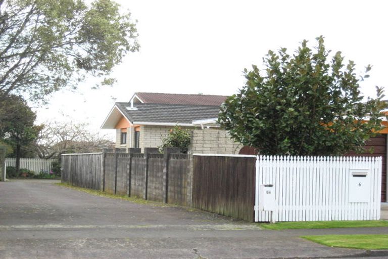 Photo of property in 6a Karina Road, Merrilands, New Plymouth, 4312