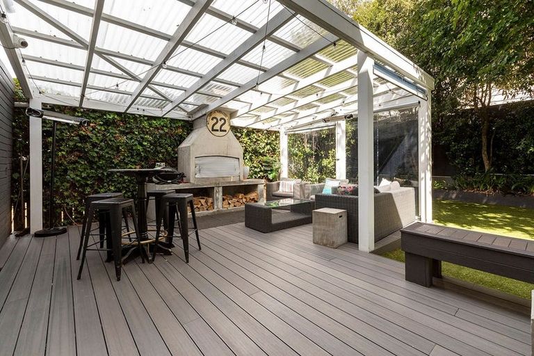 Photo of property in 2 Katherine Avenue, Thorndon, Wellington, 6011