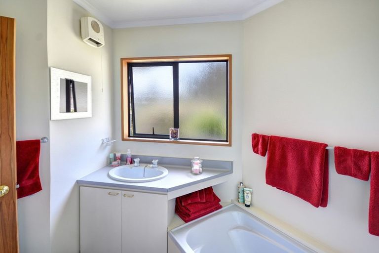 Photo of property in 4 Elizabeth Avenue, East Taieri, Mosgiel, 9024