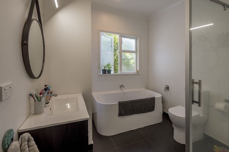 Photo of property in 27 Wilton Street, Levin, 5510