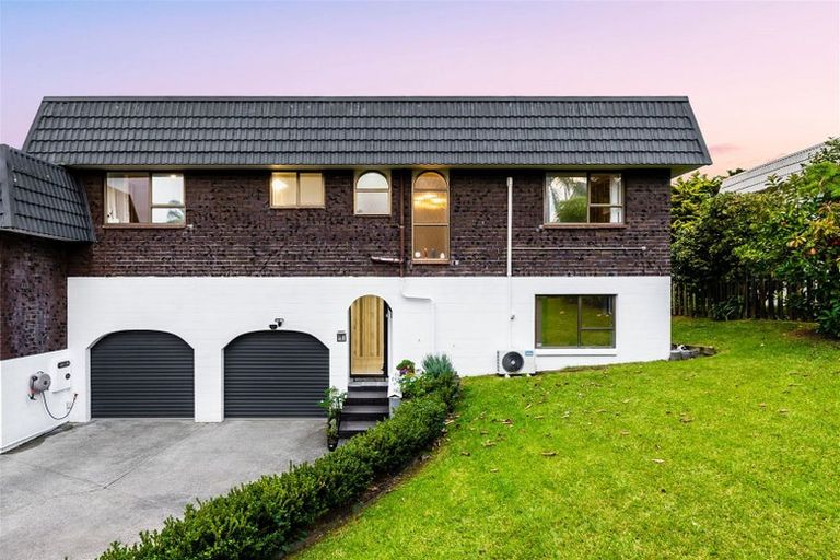 Photo of property in 2/160 Stapleford Crescent, Browns Bay, Auckland, 0630