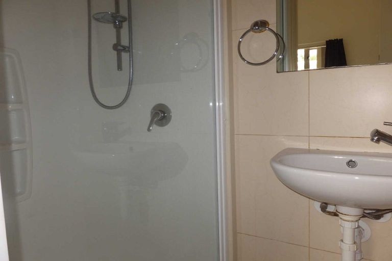 Photo of property in 18 Balgay Street, Upper Riccarton, Christchurch, 8041