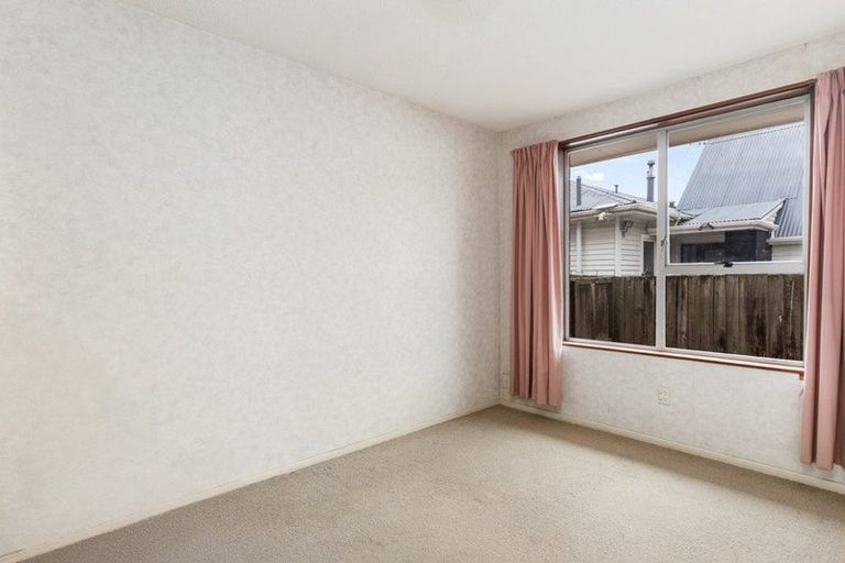 Photo of property in 1 Mallett Place, Halswell, Christchurch, 8025