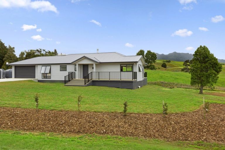 Photo of property in 64 Ruapuke Road, Raglan, 3296