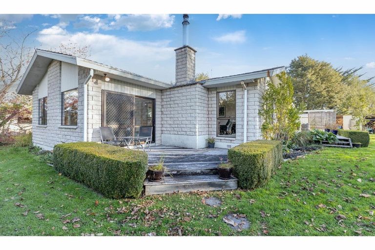 Photo of property in 212 High Street, Oxford, 7430