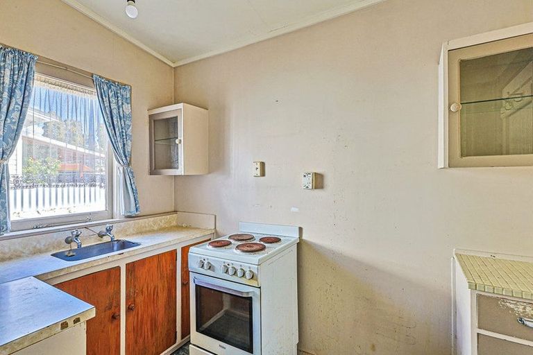 Photo of property in 906 Willowpark Road North, Mayfair, Hastings, 4122