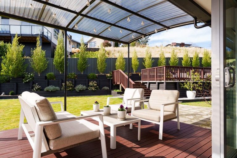 Photo of property in 35 Irwin Logan Drive, Mosgiel, 9024