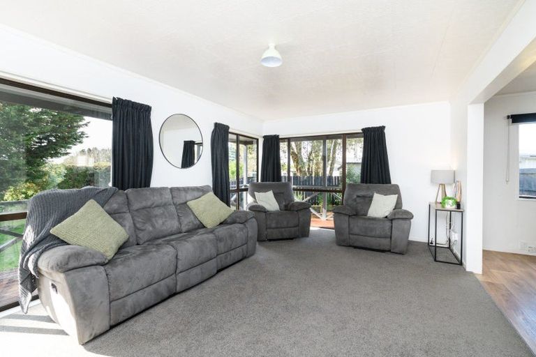 Photo of property in 10a Milne Street, Sanson, 4817