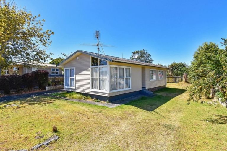 Photo of property in 8 Harrow Place, Manurewa, Auckland, 2102