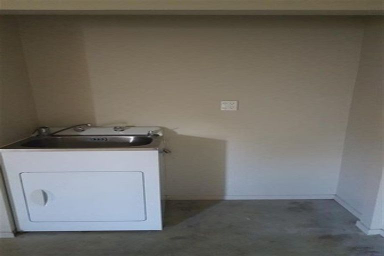 Photo of property in 70a Kayes Road, Pukekohe, 2120