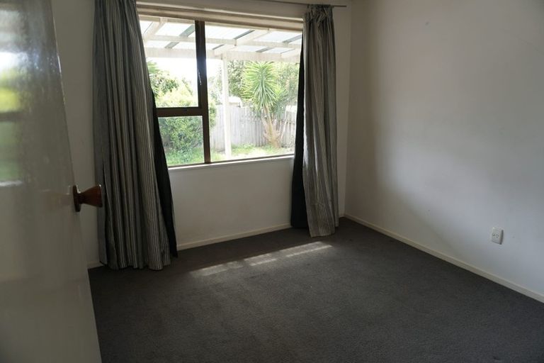 Photo of property in 2/170 Old Wairoa Road, Papakura, 2110