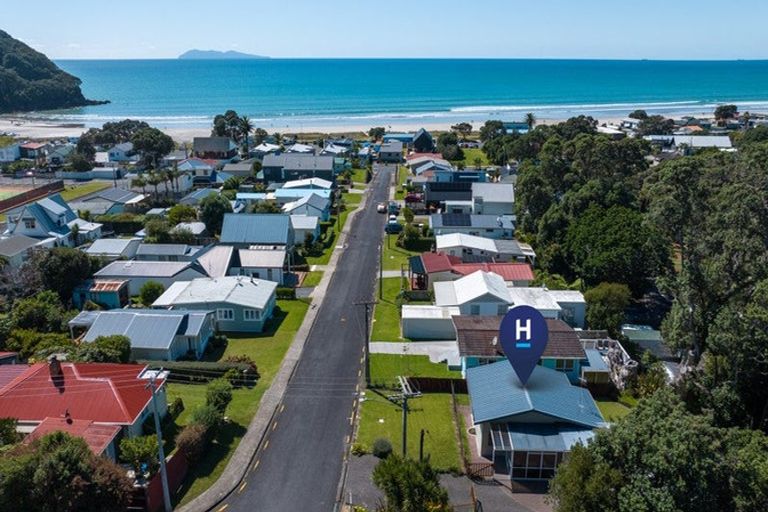 Photo of property in 1 Pacific Road, Waihi Beach, 3611