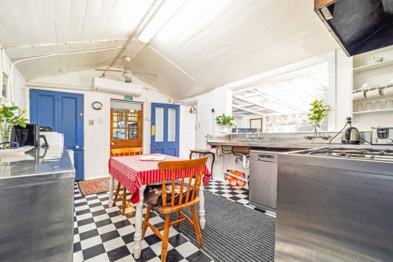 Photo of property in 75 Vogel Street, Woodville, 4920
