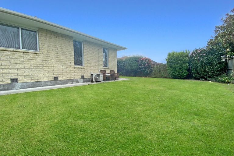 Photo of property in 2/38 Oldwood Street, Bishopdale, Christchurch, 8053
