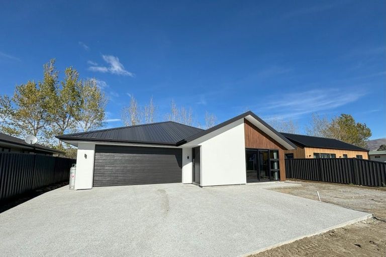 Photo of property in 25 Wallis Drive, Cromwell, 9310