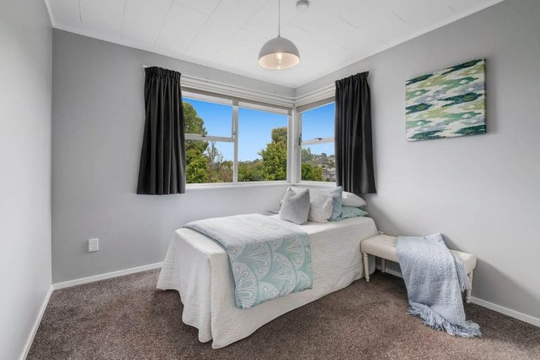Photo of property in 14 Orton Street, Glenfield, Auckland, 0627