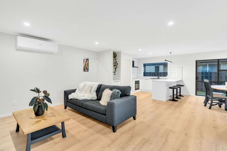 Photo of property in 43 West Street, Pukekohe, 2120