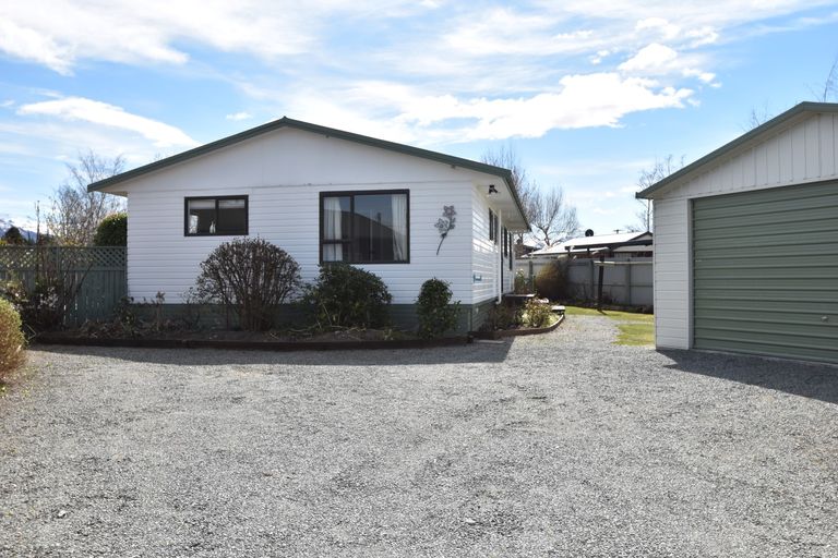 Photo of property in 26 Totara Drive, Twizel, 7901