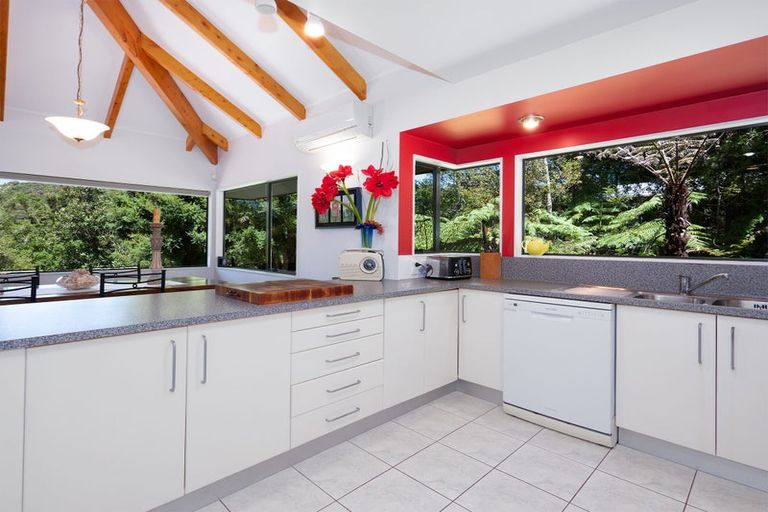 Photo of property in 84 School Road, Paihia, 0200