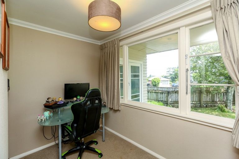 Photo of property in 9 Tasman Street, Vogeltown, New Plymouth, 4310