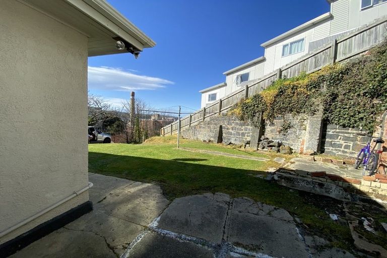Photo of property in 4 Bishops Place, Dunedin Central, Dunedin, 9016
