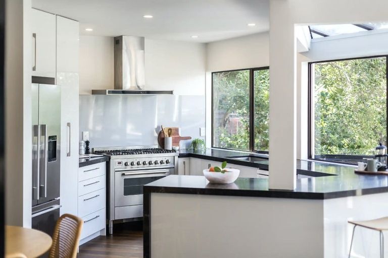 Photo of property in 50 Ferry Street, Seatoun, Wellington, 6022