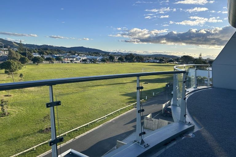 Photo of property in 10/898 Papamoa Beach Road, Papamoa Beach, Papamoa, 3118