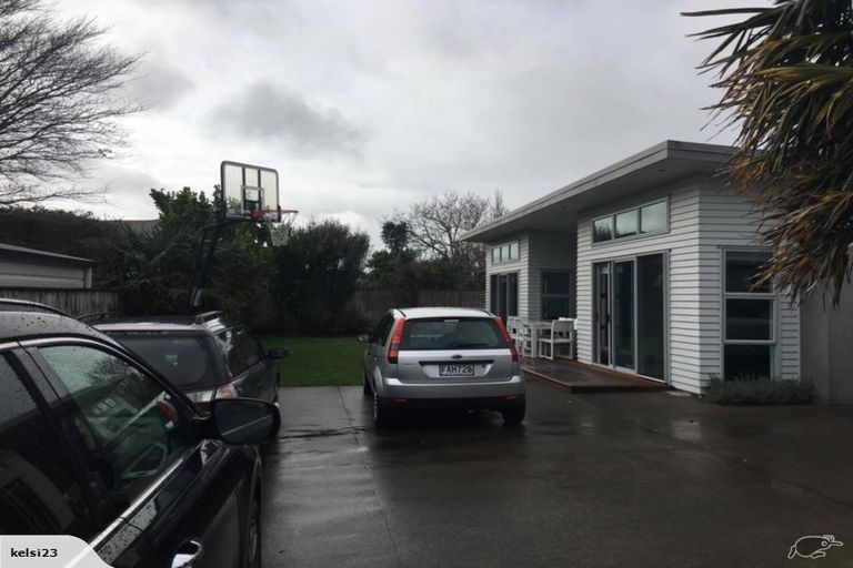 Photo of property in 33a Waimea Street, Westown, New Plymouth, 4310