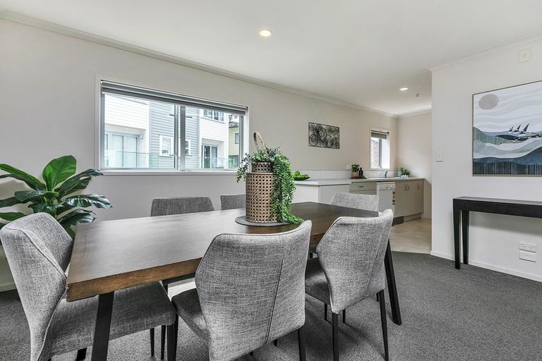 Photo of property in 16/13 Kaihu Street, Northcote, Auckland, 0627