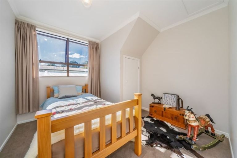 Photo of property in 4 Kellow Street, Wallaceville, Upper Hutt, 5018