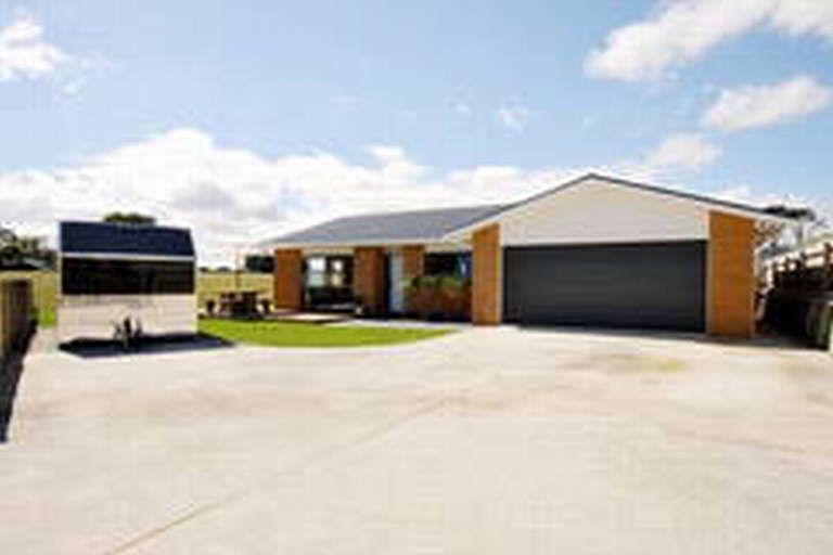 Photo of property in 5c James Drive, Bell Block, New Plymouth, 4312