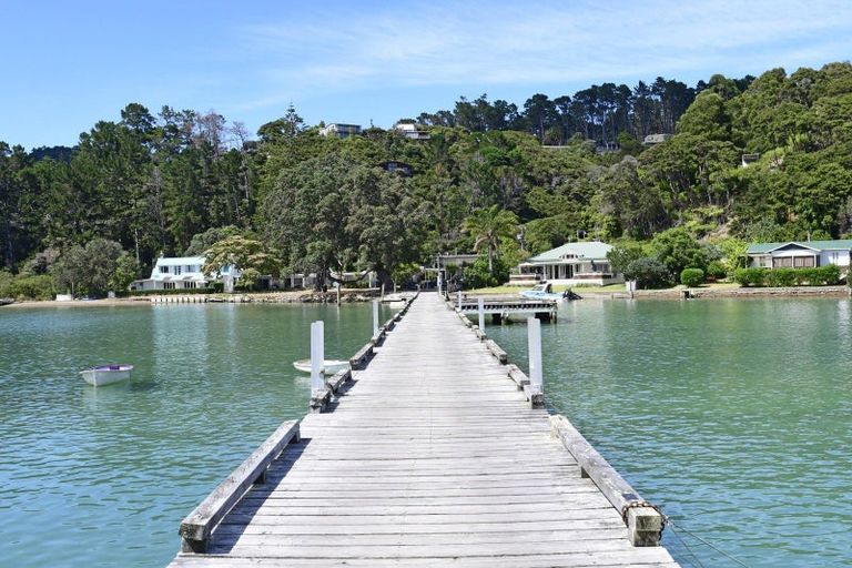 Photo of property in 8a Schoolhouse Bay Road, Kawau Island, 0920