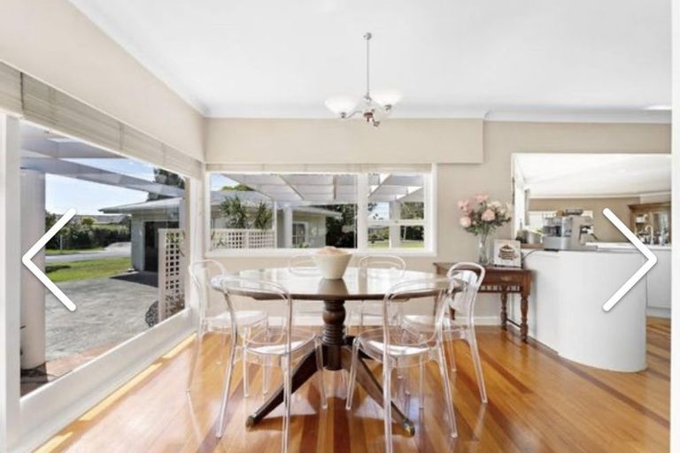 Photo of property in 33 Covil Avenue, Te Atatu South, Auckland, 0610