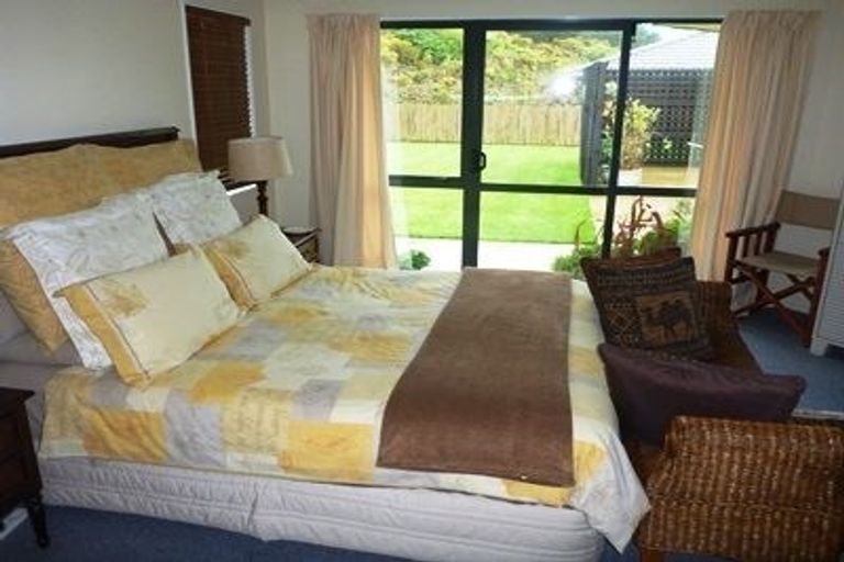 Photo of property in 259 Maungaraki Road, Maungaraki, Lower Hutt, 5010