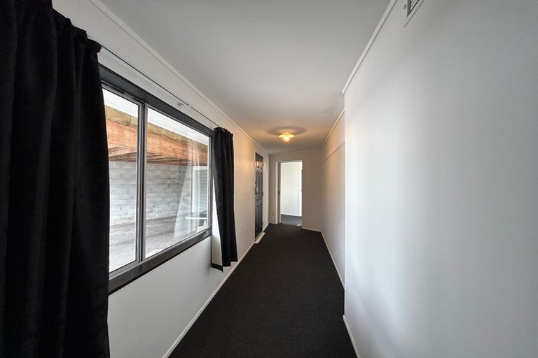 Photo of property in 19 Camellia Avenue, Bell Block, New Plymouth, 4312