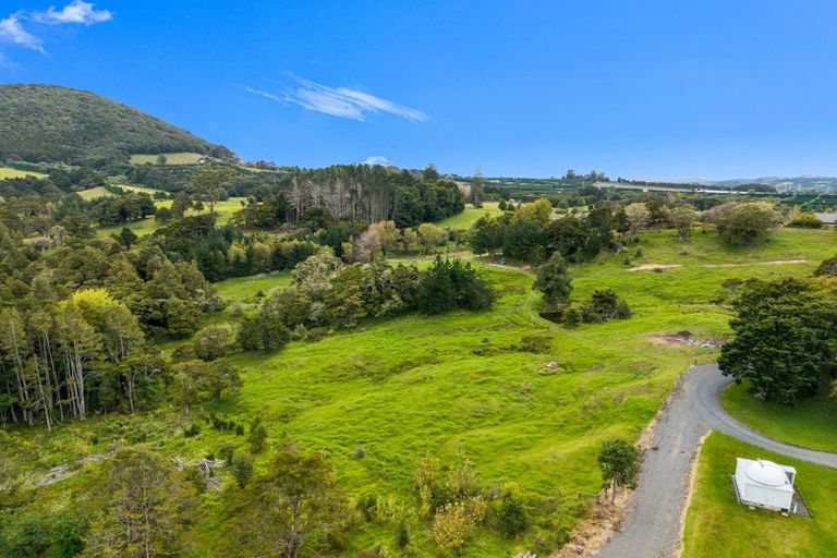 Photo of property in 240 Pukeatua Road, Maungatapere, Whangarei, 0179