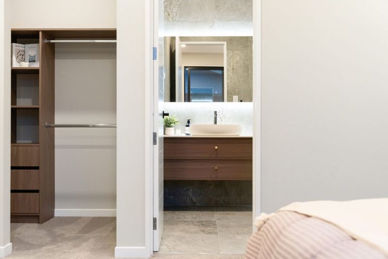 Photo of property in 17 Tamaota Terrace, Wainui, 0992